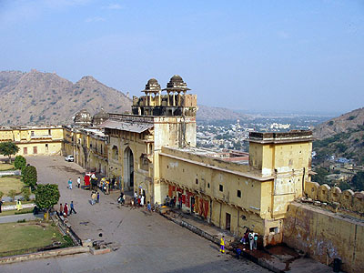 Blick auf den Hof des Amber Fort